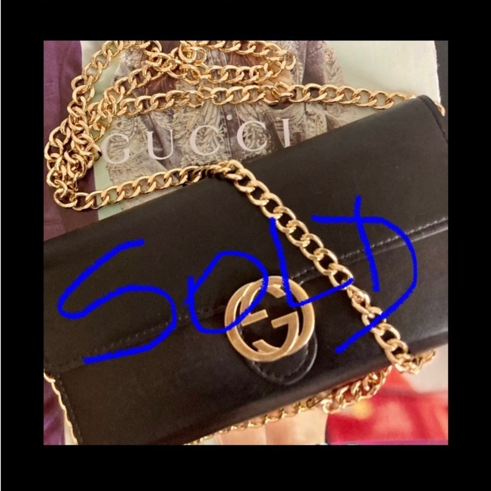 Authentic GUCCI Interlocking GG logo Continental long wallet on chain